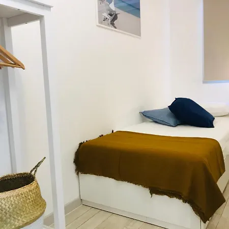 Campsite Baia Di Village *