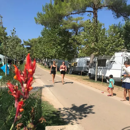 Campsite Baia Di Village